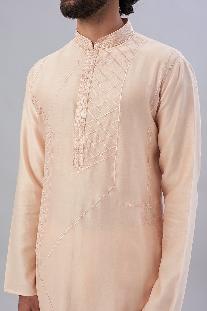 Peach Pure Chanderi Thread Embroidered Kurta Set by ALOUKIK at Pernia's Pop Up Shop