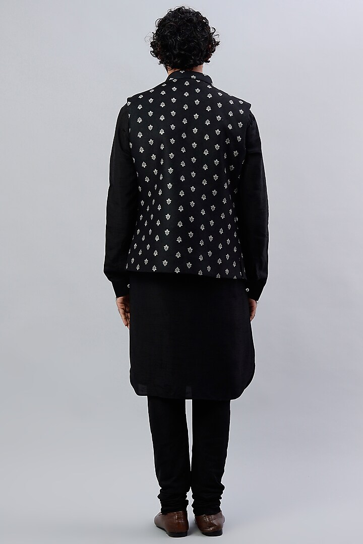Black Velvet Digital Printed Bundi Jacket Set by ALOUKIK at Pernia's Pop Up Shop