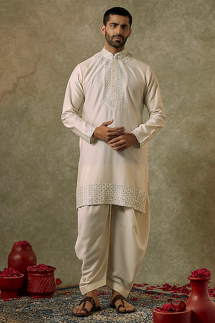 Ivory Silk Blend Mirror Work Straight Kurta by SAMMOHAN at Pernia's Pop Up Shop
