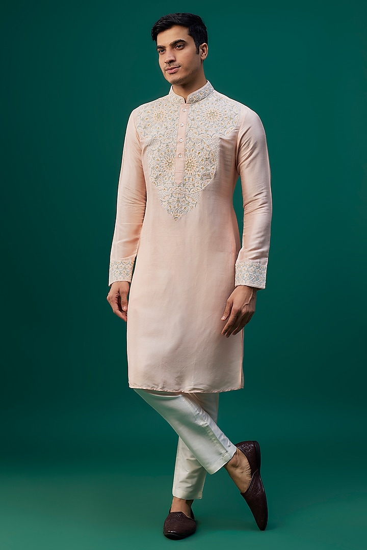 Peach Tussar Resham Hand & Machine Embroidered Kurta Set by SAMMOHAN at Pernia's Pop Up Shop