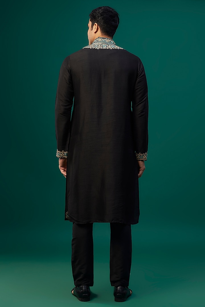 Black Tussar Resham Hand & Machine Embroidered Kurta Set by SAMMOHAN at Pernia's Pop Up Shop