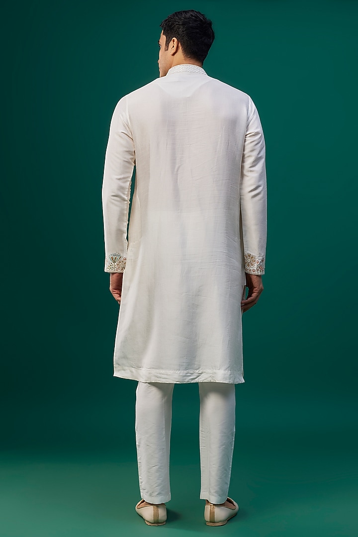 Ivory Tussar Resham Hand & Machine Embroidered Kurta Set by SAMMOHAN at Pernia's Pop Up Shop