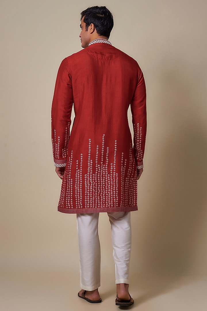 Red Bandhani Tussar Hand Embroidered Kurta Set by SAMMOHAN at Pernia's Pop Up Shop