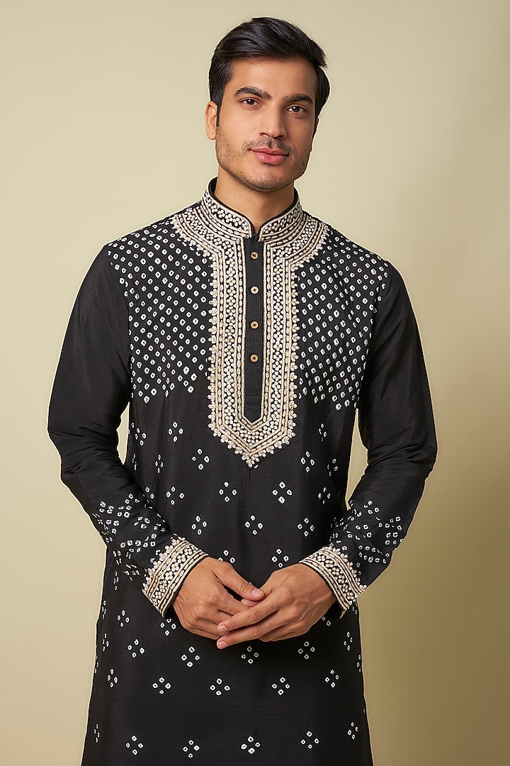 Black Bandhani Tussar Hand Embroidered Kurta Set by SAMMOHAN at Pernia's Pop Up Shop