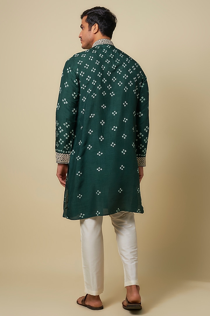 Emerald Green Bandhani Tussar Hand Embroidered Kurta Set by SAMMOHAN at Pernia's Pop Up Shop