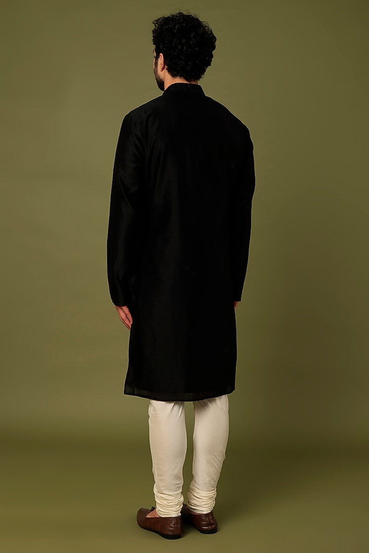 Black Embroidered Kurta Set by ALOUKIK at Pernia's Pop Up Shop