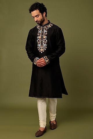 Black Embroidered Kurta Set by ALOUKIK