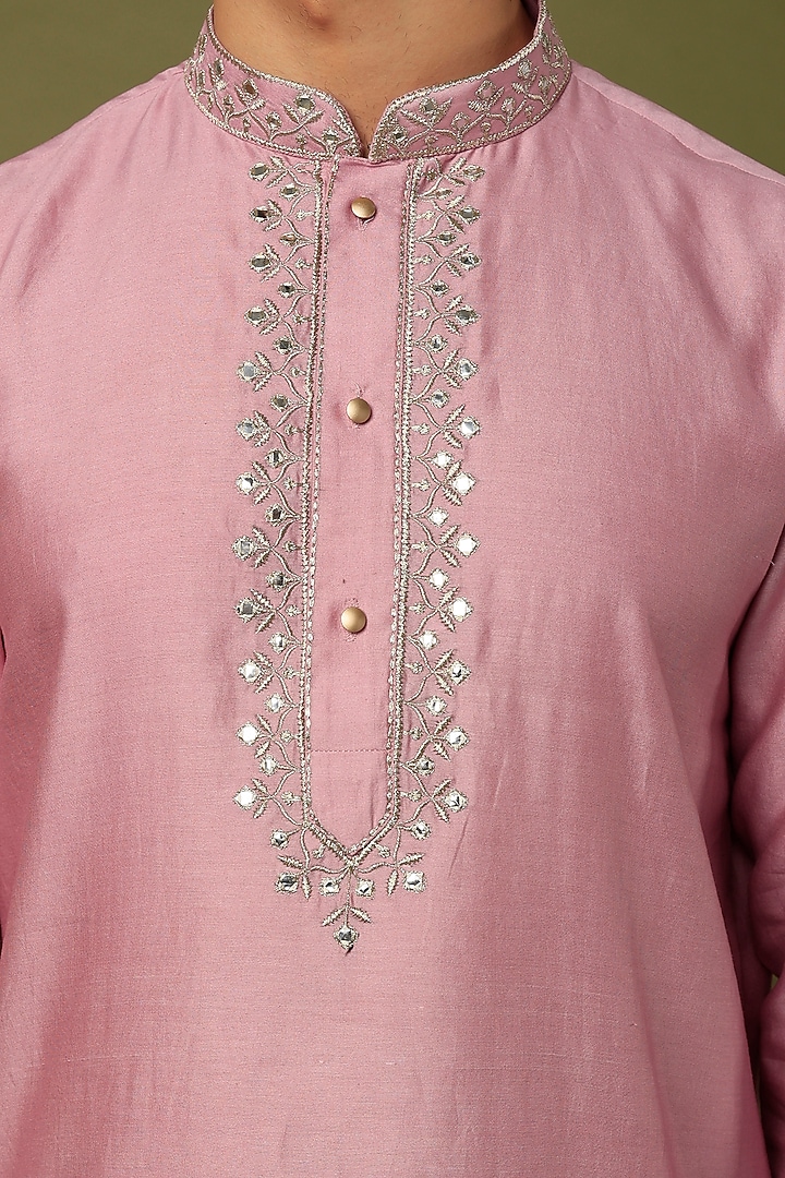 Purple Embroidered Kurta Set With Zari Work by ALOUKIK at Pernia's Pop Up Shop