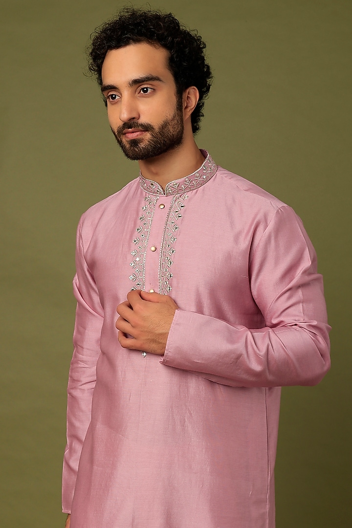 Purple Embroidered Kurta Set With Zari Work by ALOUKIK at Pernia's Pop Up Shop