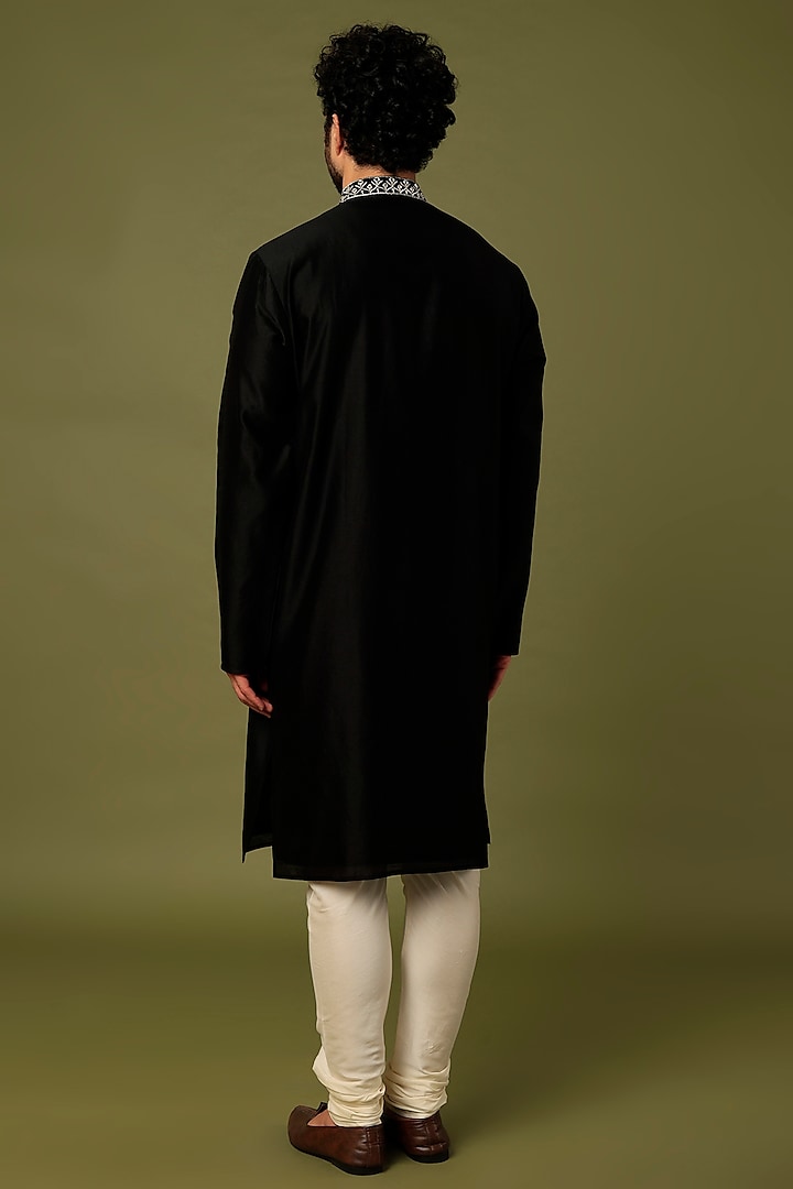 Black Embroidered Kurta Set by ALOUKIK at Pernia's Pop Up Shop