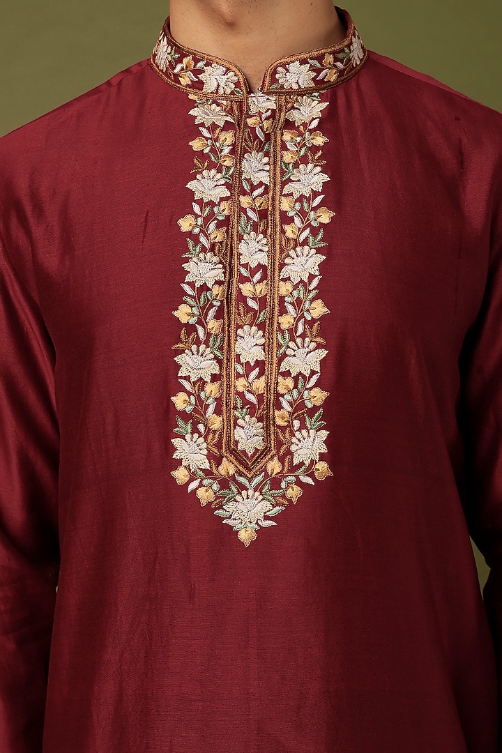 Maroon Chanderi Embroidered Kurta Set by ALOUKIK at Pernia's Pop Up Shop