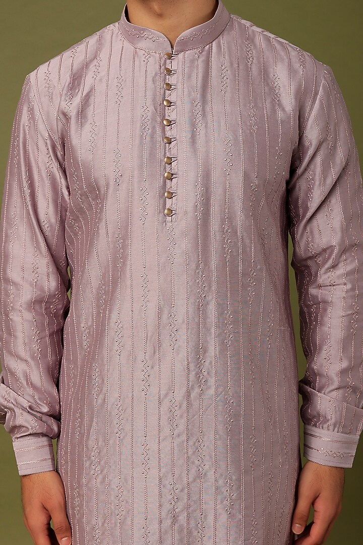 Lilac Embroidered Kurta Set by ALOUKIK at Pernia's Pop Up Shop