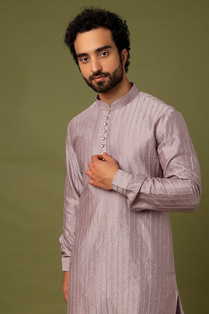 Lilac Embroidered Kurta Set by ALOUKIK at Pernia's Pop Up Shop