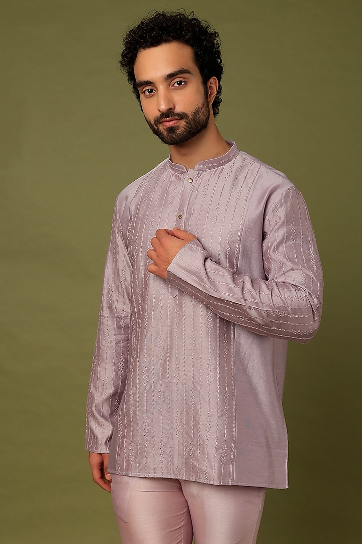 Lilac Embroidered Kurta by ALOUKIK at Pernia's Pop Up Shop