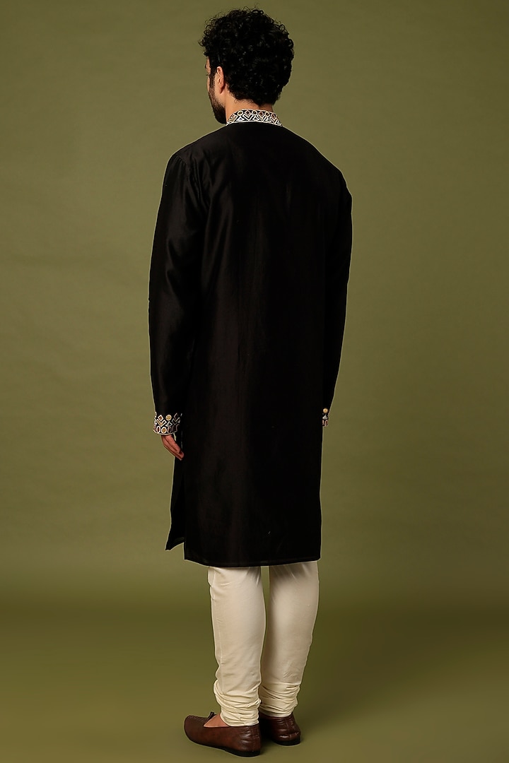 Black Embroidered Kurta Set by ALOUKIK at Pernia's Pop Up Shop