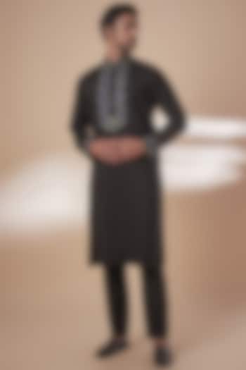 Black Tussar Tie-Dye & Hand Embroidered Kurta Set by SAMMOHAN at Pernia's Pop Up Shop