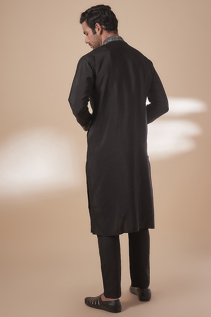 Black Tussar Tie-Dye & Hand Embroidered Kurta Set by SAMMOHAN at Pernia's Pop Up Shop
