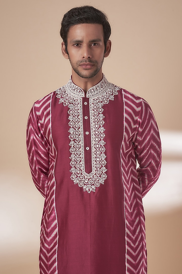 Maroon Chanderi Tie-Dye & Hand Embroidered Kurta Set by SAMMOHAN at Pernia's Pop Up Shop
