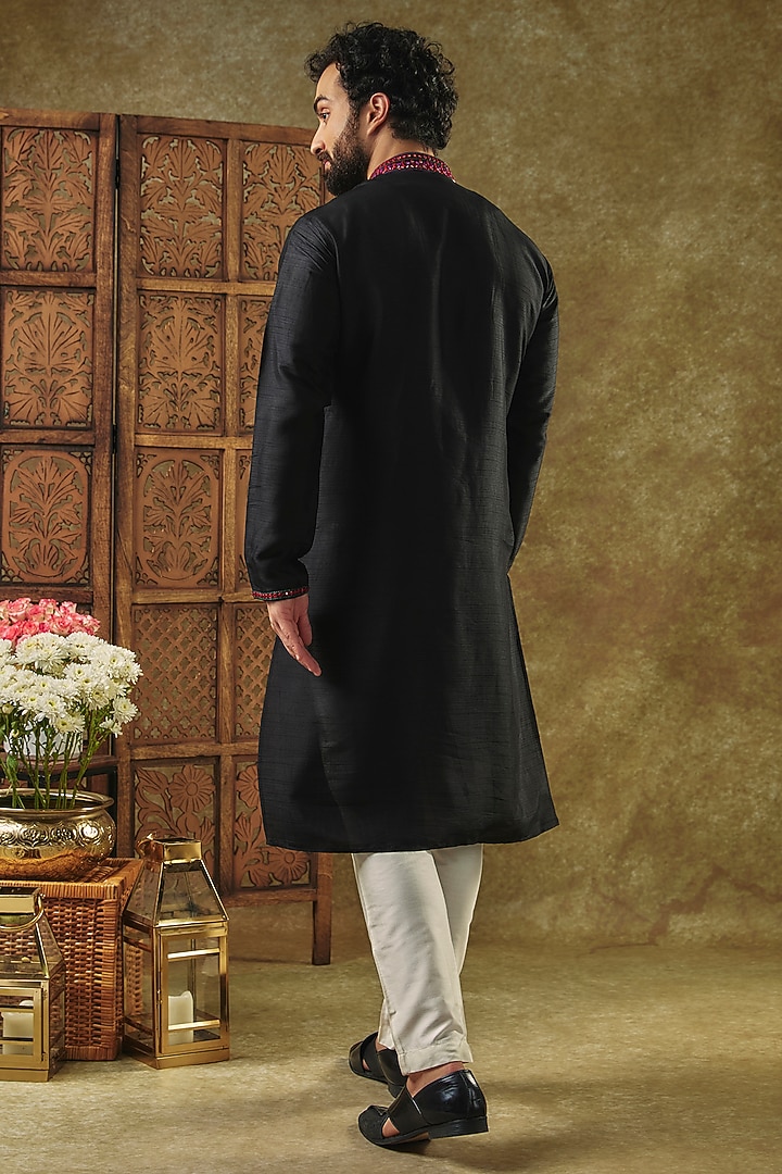 Black Tussar Abla Embroidered Handcrafted Kurta Set by SAMMOHAN at Pernia's Pop Up Shop