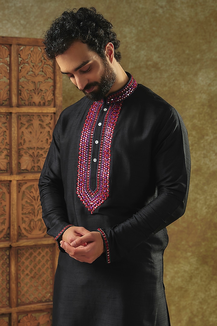 Black Tussar Abla Embroidered Handcrafted Kurta Set by SAMMOHAN at Pernia's Pop Up Shop