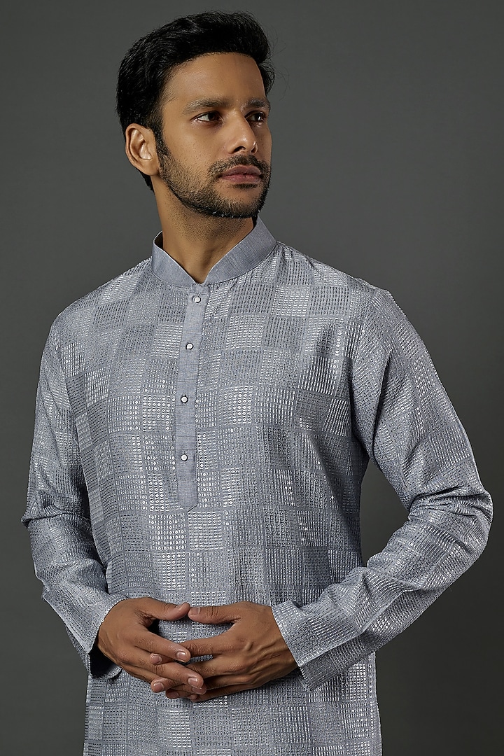 Grey Machine Embroidered kurta Set by ALOUKIK at Pernia's Pop Up Shop