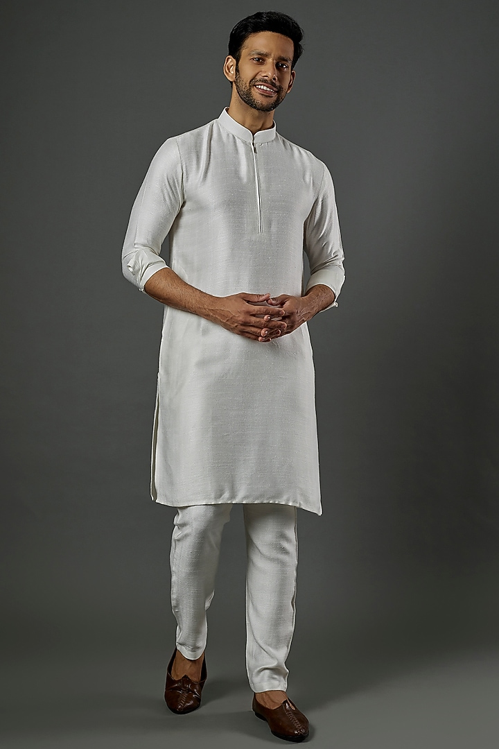 White Silk Cotton Embroidered Kurta Set by ALOUKIK at Pernia's Pop Up Shop