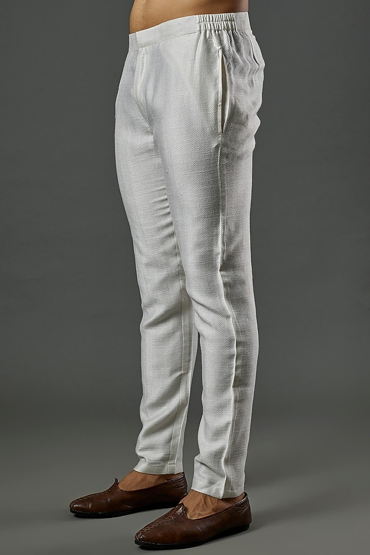 White Silk Cotton Embroidered Kurta Set by ALOUKIK at Pernia's Pop Up Shop