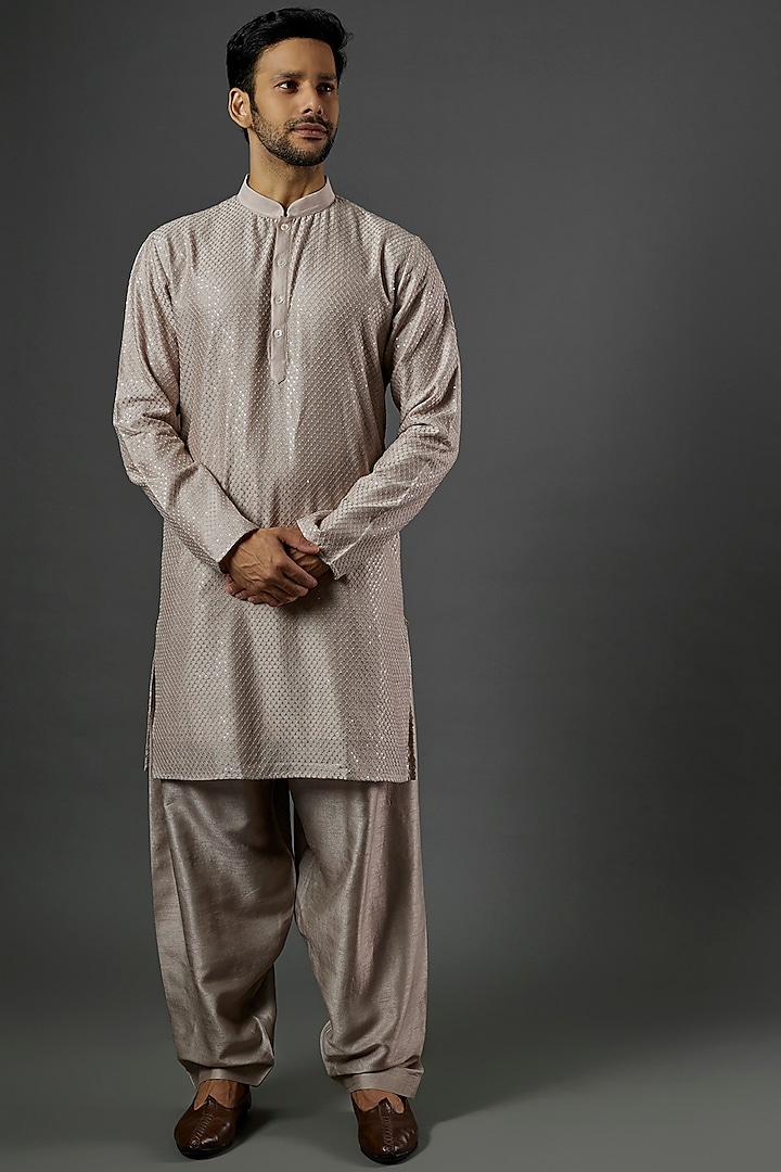 Brown Embroidered kurta Set by ALOUKIK