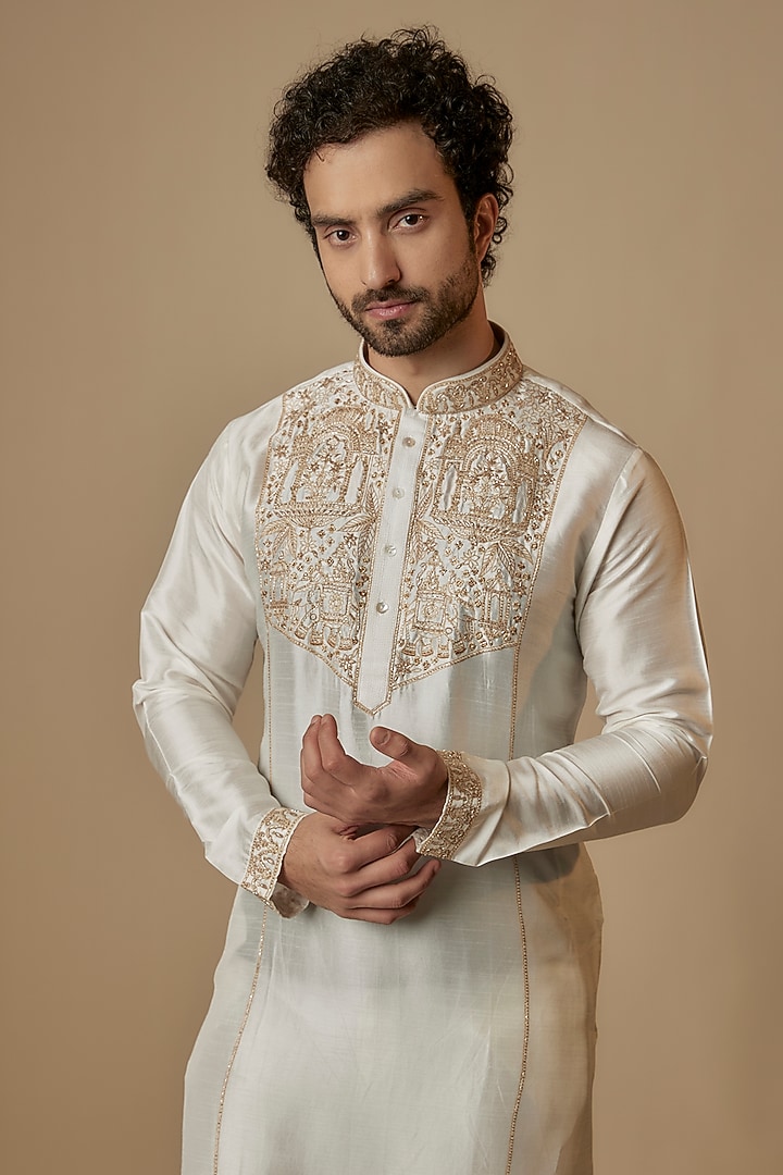 Ivory Cotton Threadwork Kurta Set by SAMMOHAN at Pernia's Pop Up Shop