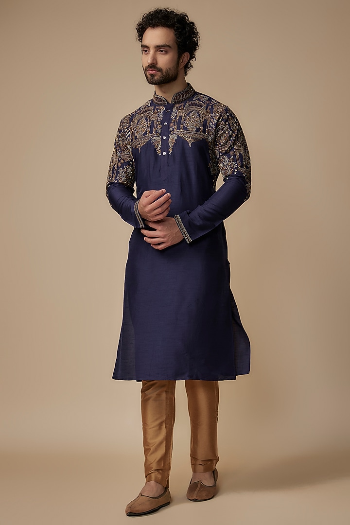 Blue Tussar Resham Thread Work Kurta Set by SAMMOHAN at Pernia's Pop Up Shop