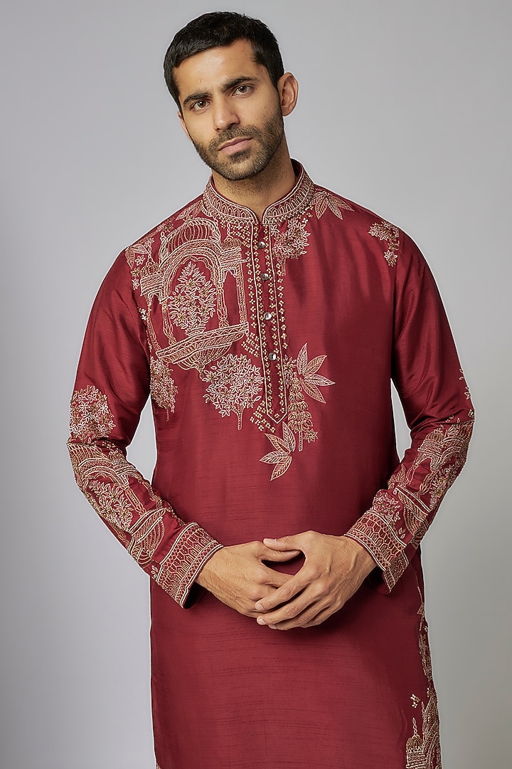 Maroon Tussar Resham Hand Embroidered Kurta Set by SAMMOHAN at Pernia's Pop Up Shop
