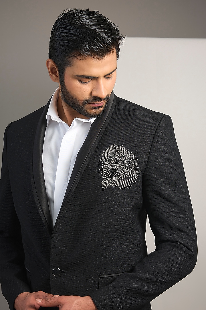 Black Suiting Resham Thread Embroidered Tuxedo Set by SAMMOHAN at Pernia's Pop Up Shop