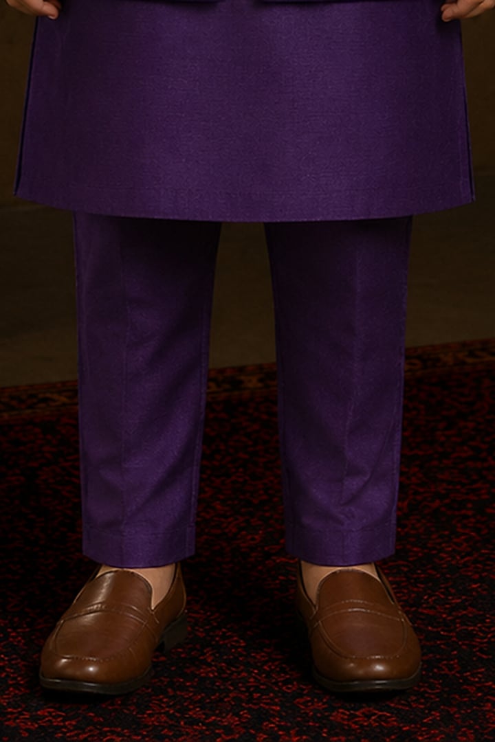 Purple Raw Silk Resham Embroidered Bundi Jacket Set For Boys by Sammohan Kids at Pernia's Pop Up Shop