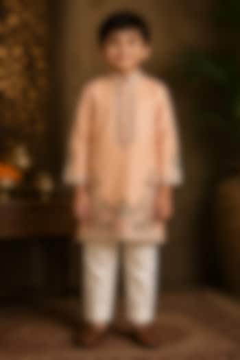 Peach Chanderi Thread & Resham Embroidered Kurta Set For Boys by Sammohan Kids at Pernia's Pop Up Shop