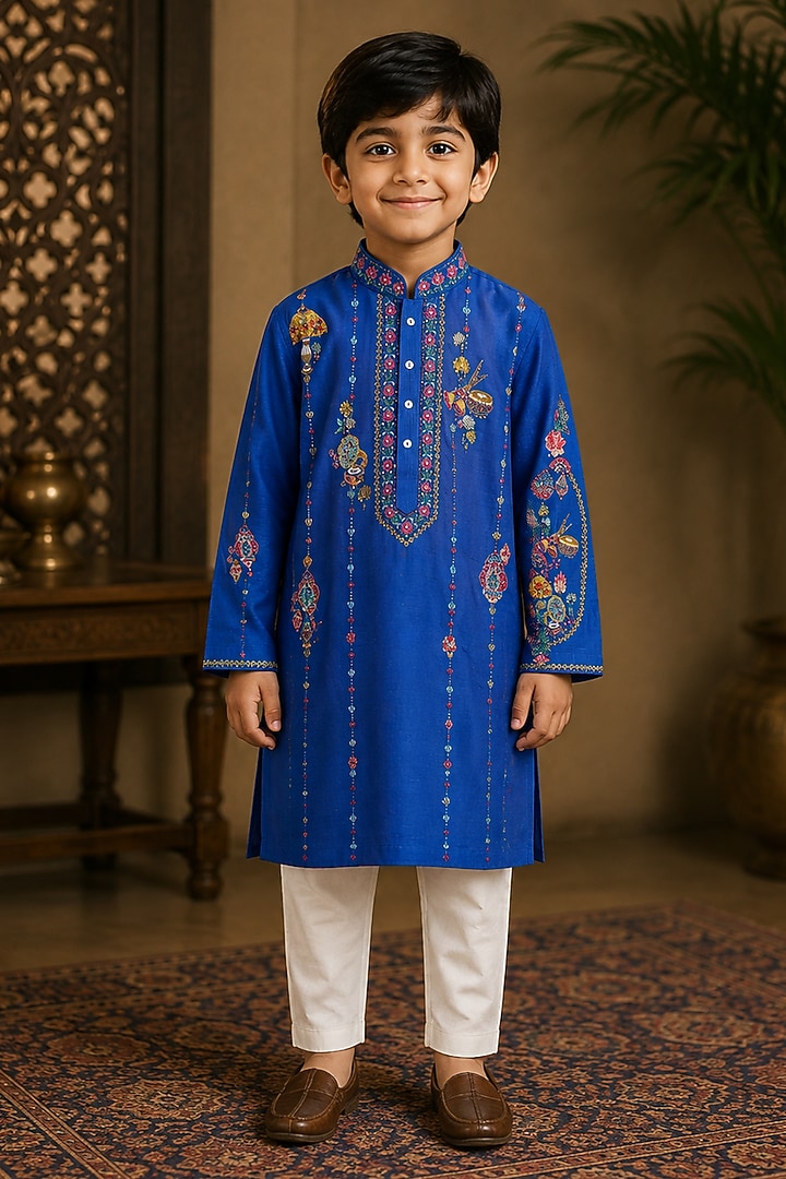 Blue Chanderi Thread & Resham Embroidered Kurta Set For Boys by Sammohan Kids at Pernia's Pop Up Shop