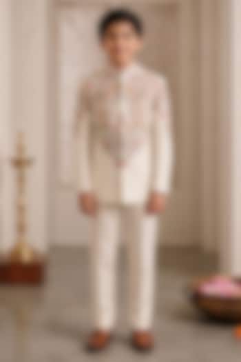 Ivory Raw Silk Resham Embroidered Bandhgala Set For Boys by Sammohan Kids at Pernia's Pop Up Shop