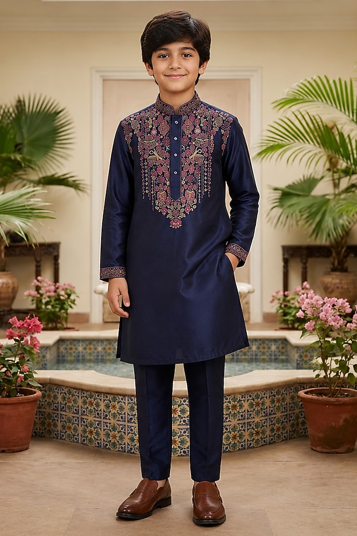 Blue Chanderi Thread Embroidered Kurta Set For Boys by Sammohan Kids at Pernia's Pop Up Shop