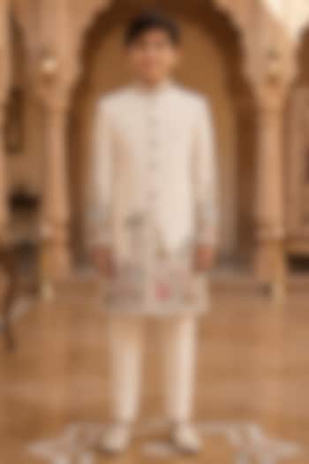 Ivory Raw Silk Resham Embroidered Sherwani Set For Boys by Sammohan Kids at Pernia's Pop Up Shop
