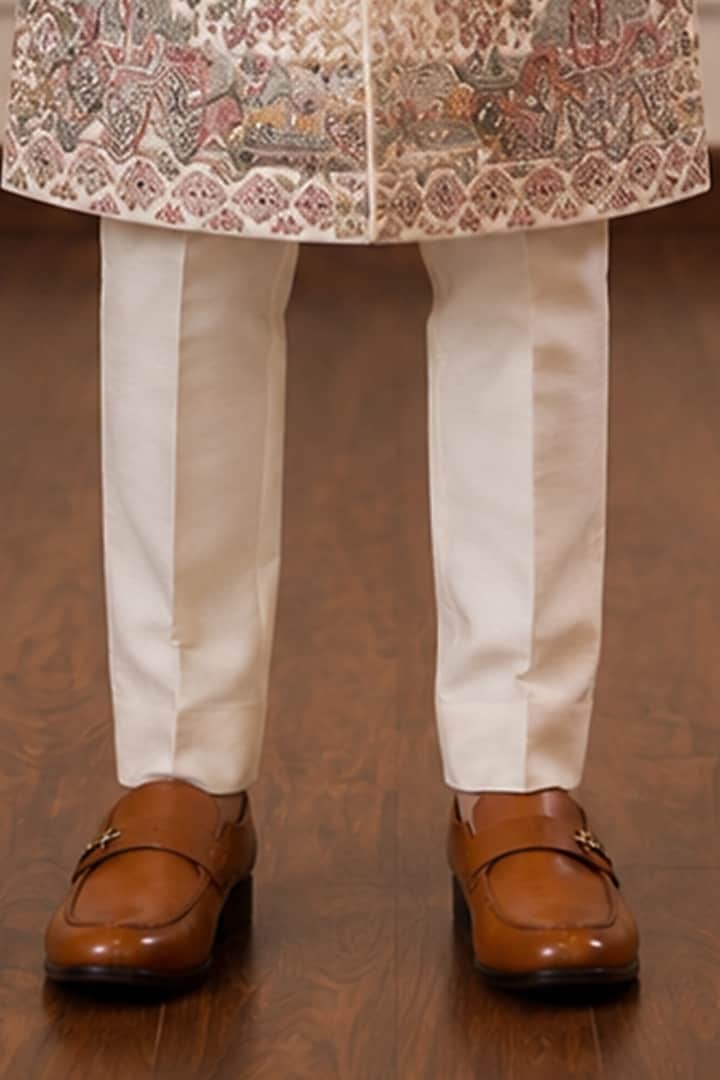 Ivory Raw Silk Resham Embroidered Sherwani Set For Boys by Sammohan Kids at Pernia's Pop Up Shop