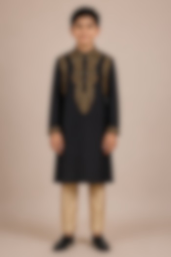 Black Tussar Resham & Thread Embroidered Kurta Set For Boys by Sammohan Kids at Pernia's Pop Up Shop