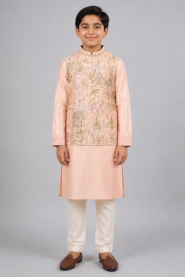 Peach Tussar Resham & Thread Embroidered Bundi Jacket Set For Boys by Sammohan Kids at Pernia's Pop Up Shop