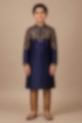 Blue Tussar Resham & Thread Embroidered Kurta Set For Boys by Sammohan Kids at Pernia's Pop Up Shop