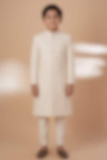 Ivory Tussar Hand & Machine Embroidered Sherwani Set For Boys by Sammohan Kids at Pernia's Pop Up Shop