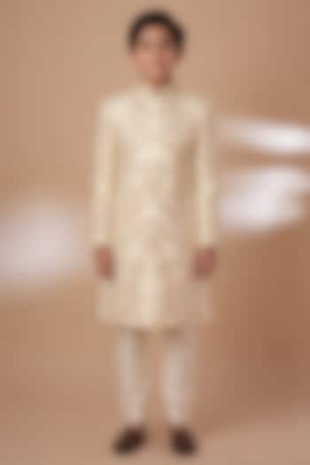 Ivory Tussar Hand & Machine Embroidered Sherwani Set For Boys by Sammohan Kids at Pernia's Pop Up Shop