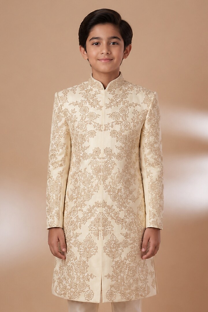 Ivory Tussar Hand & Machine Embroidered Sherwani Set For Boys by Sammohan Kids at Pernia's Pop Up Shop