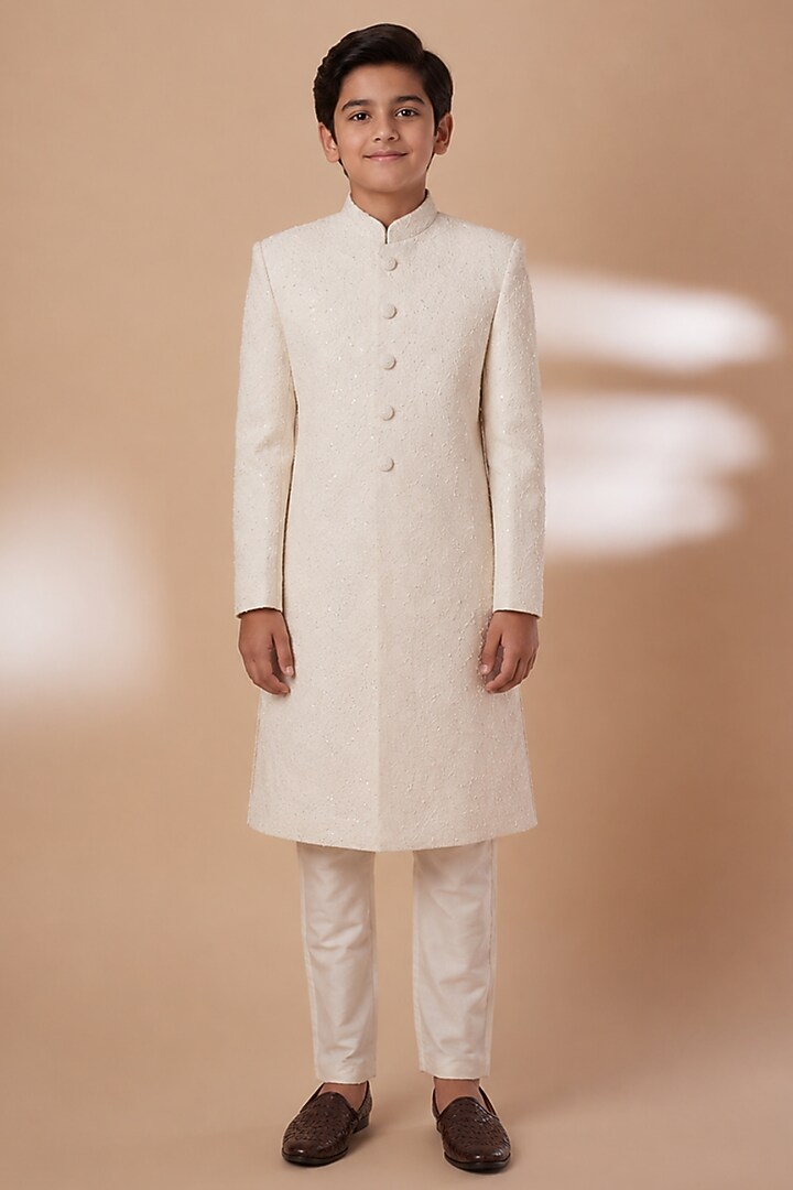 Ivory Tussar Hand & Machine Embroidered Sherwani Set For Boys by Sammohan Kids at Pernia's Pop Up Shop