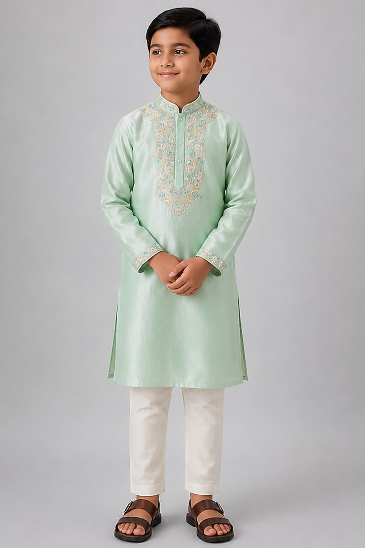 Green Tussar Resham Embroidered Kurta Set For Boys by Sammohan Kids at Pernia's Pop Up Shop