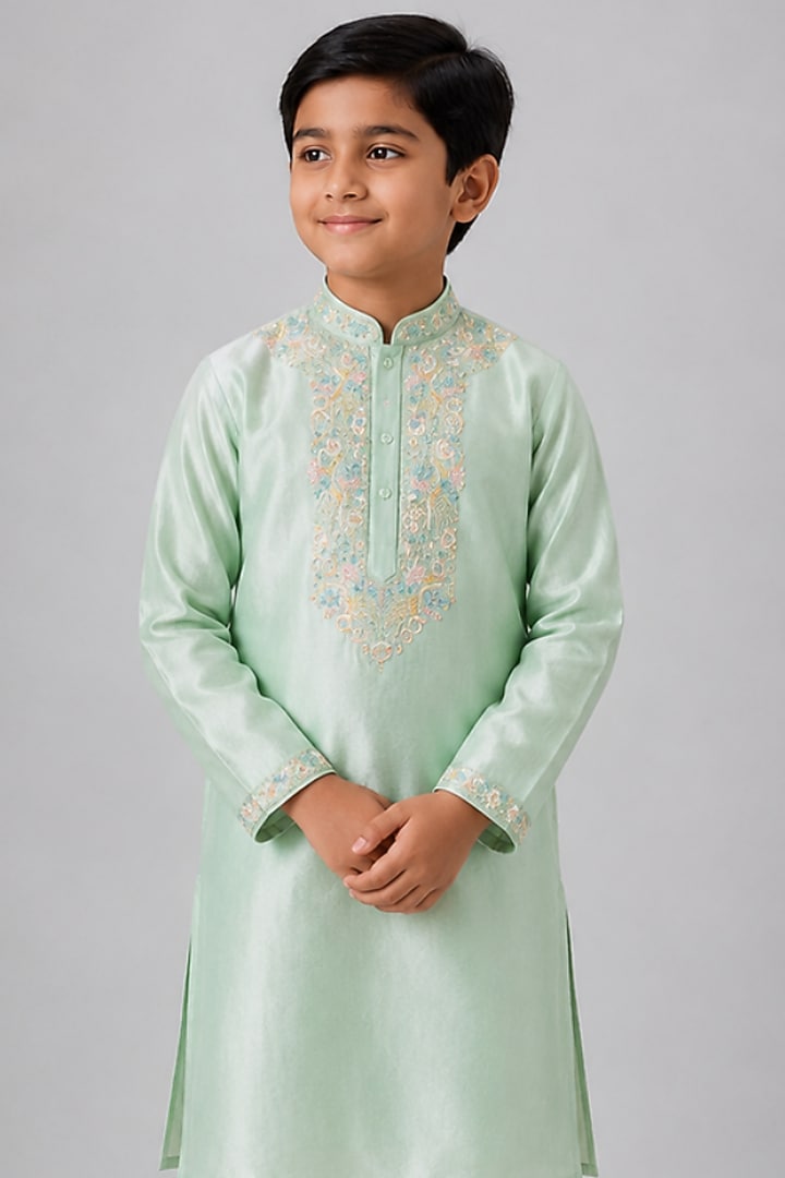 Green Tussar Resham Embroidered Kurta Set For Boys by Sammohan Kids at Pernia's Pop Up Shop