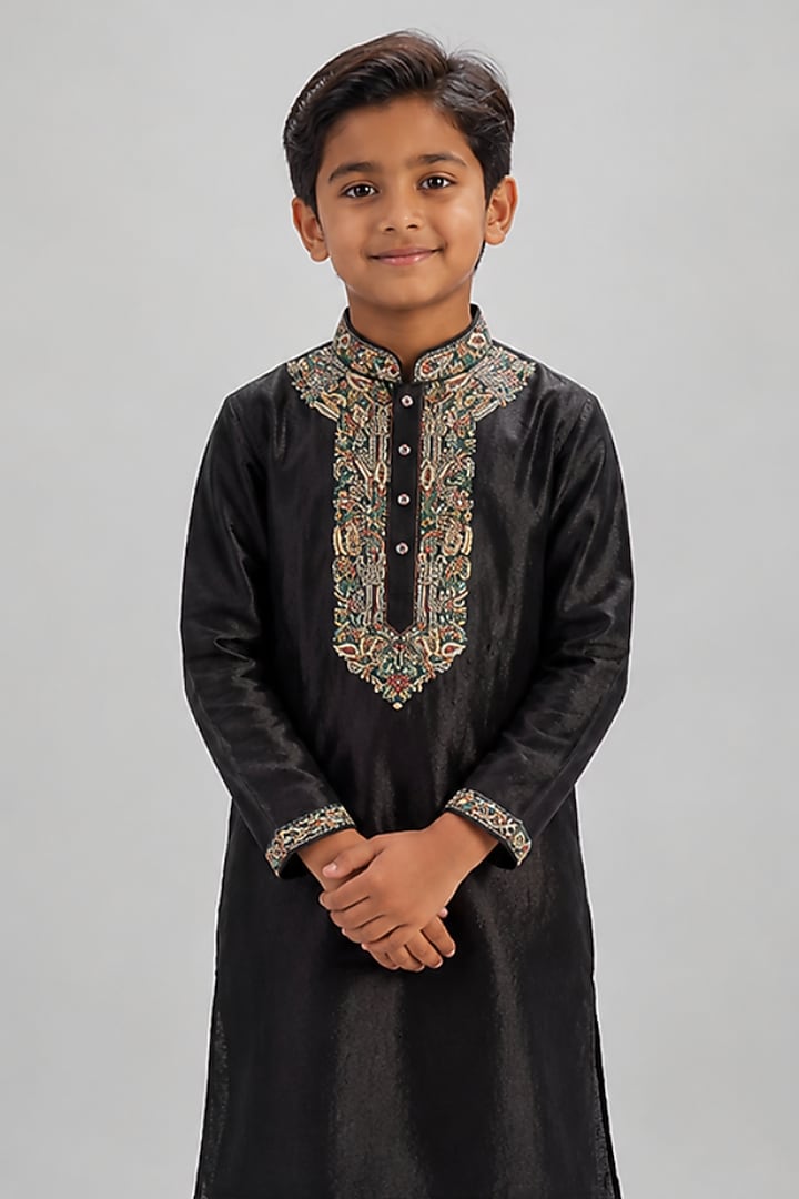 Black Tussar Resham Embroidered Kurta Set For Boys by Sammohan Kids at Pernia's Pop Up Shop