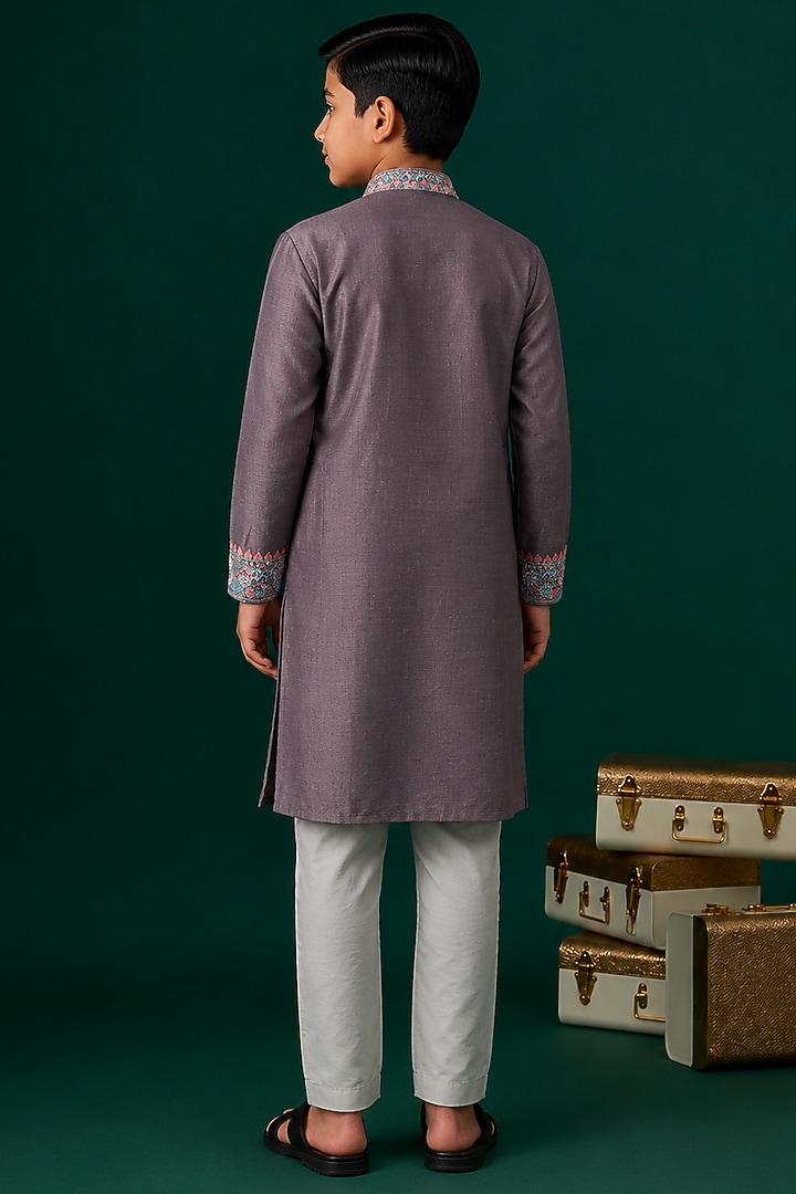 Grey Tussar Embroidered Kurta Set For Boys by Sammohan Kids at Pernia's Pop Up Shop